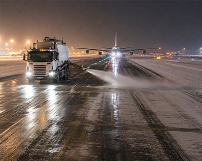 How Can Snow Melting Liquid Potassium Acetate Improve Winter Site Operations?